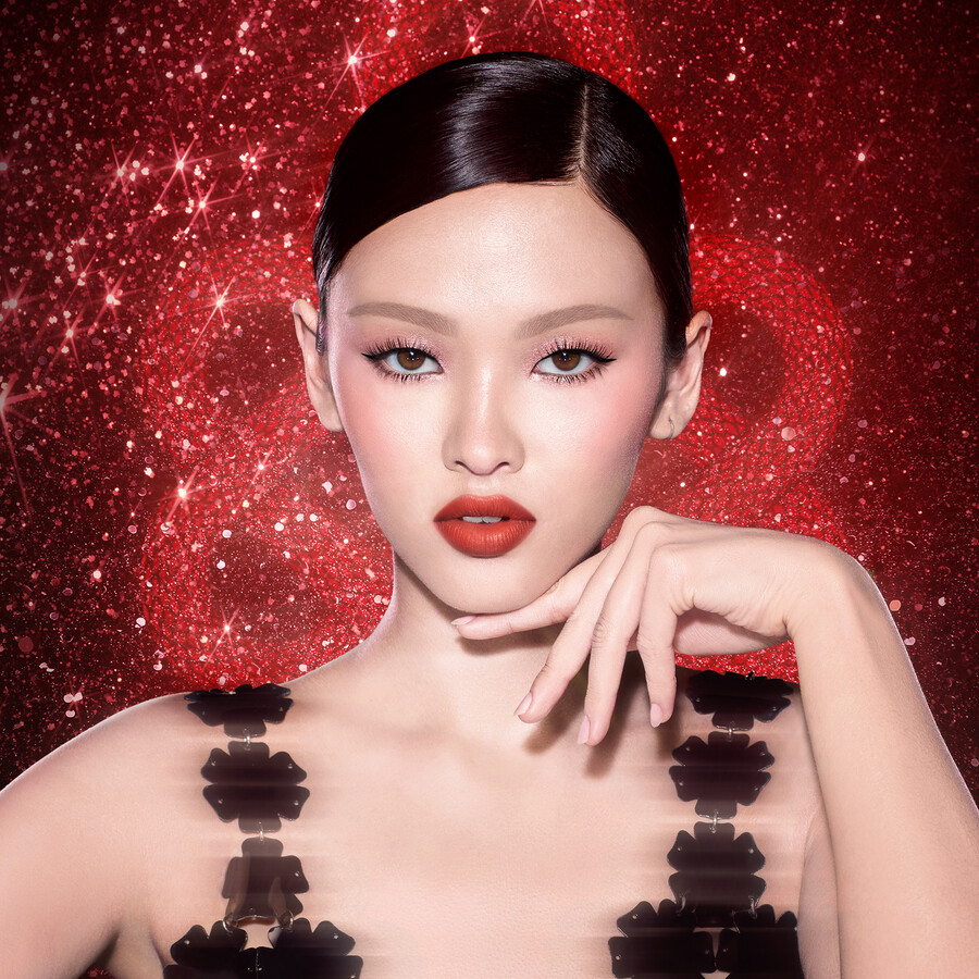charlottes empowering lip kit