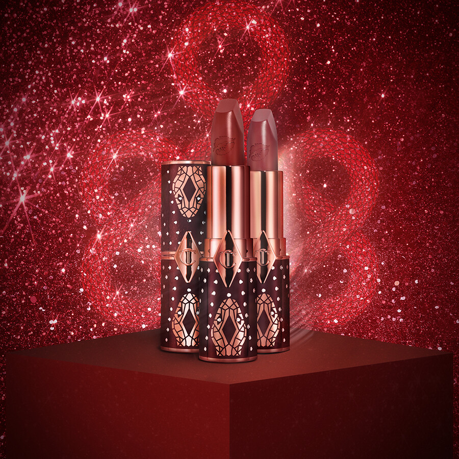 charlottes empowering lip kit