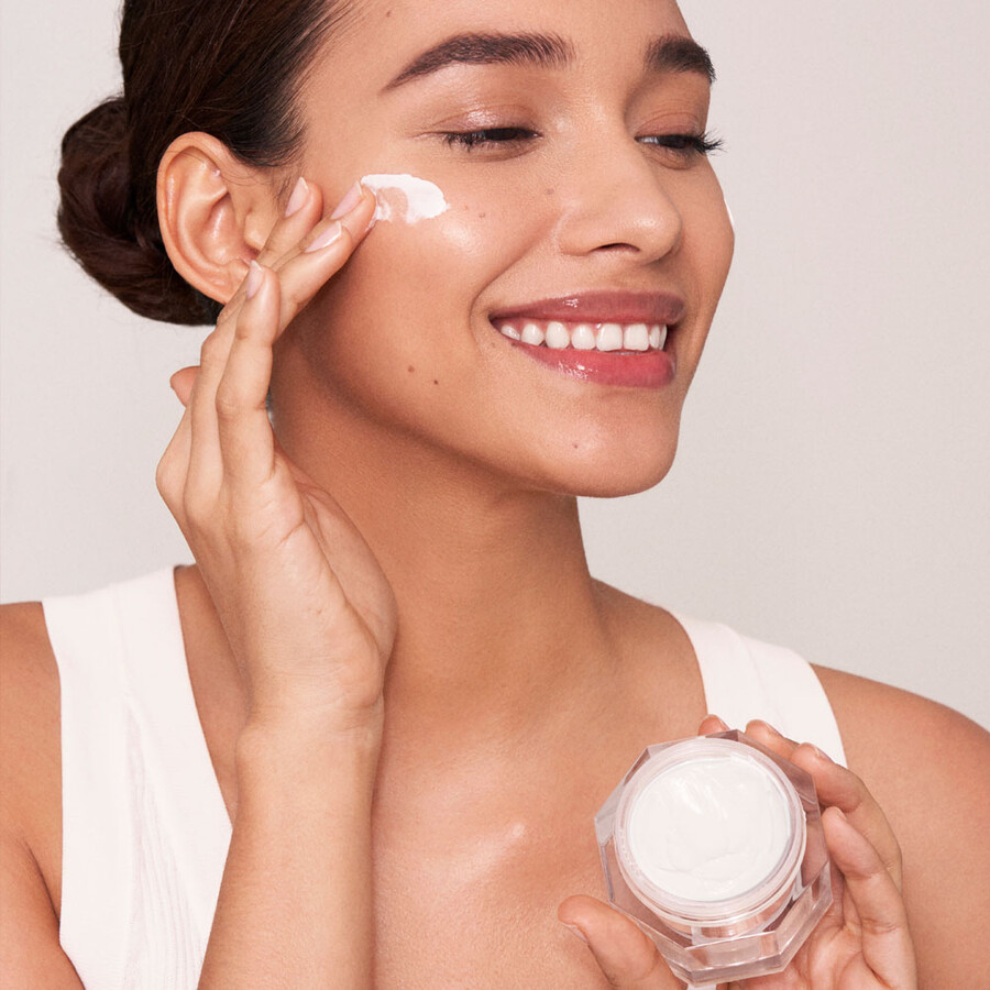 science-powered serum magic cream kit